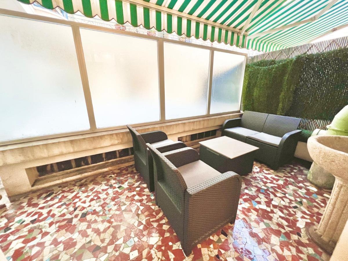 Appartement Riviera Superbe Studio Terrasse 100m Promenade Des Anglais Carre D'or Terrasse Meyerbeer *